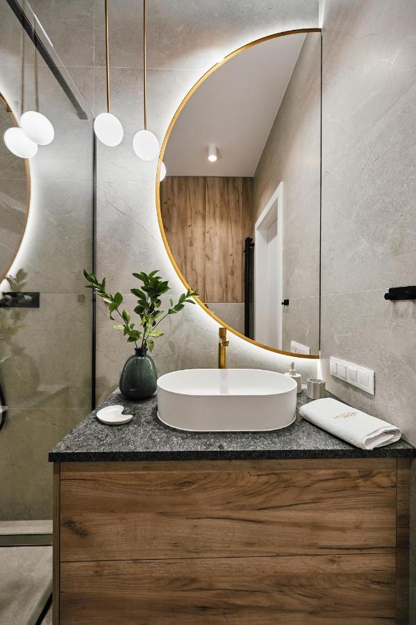 Golden Dreams Luxury Apartment 81 Cracovia Exterior foto